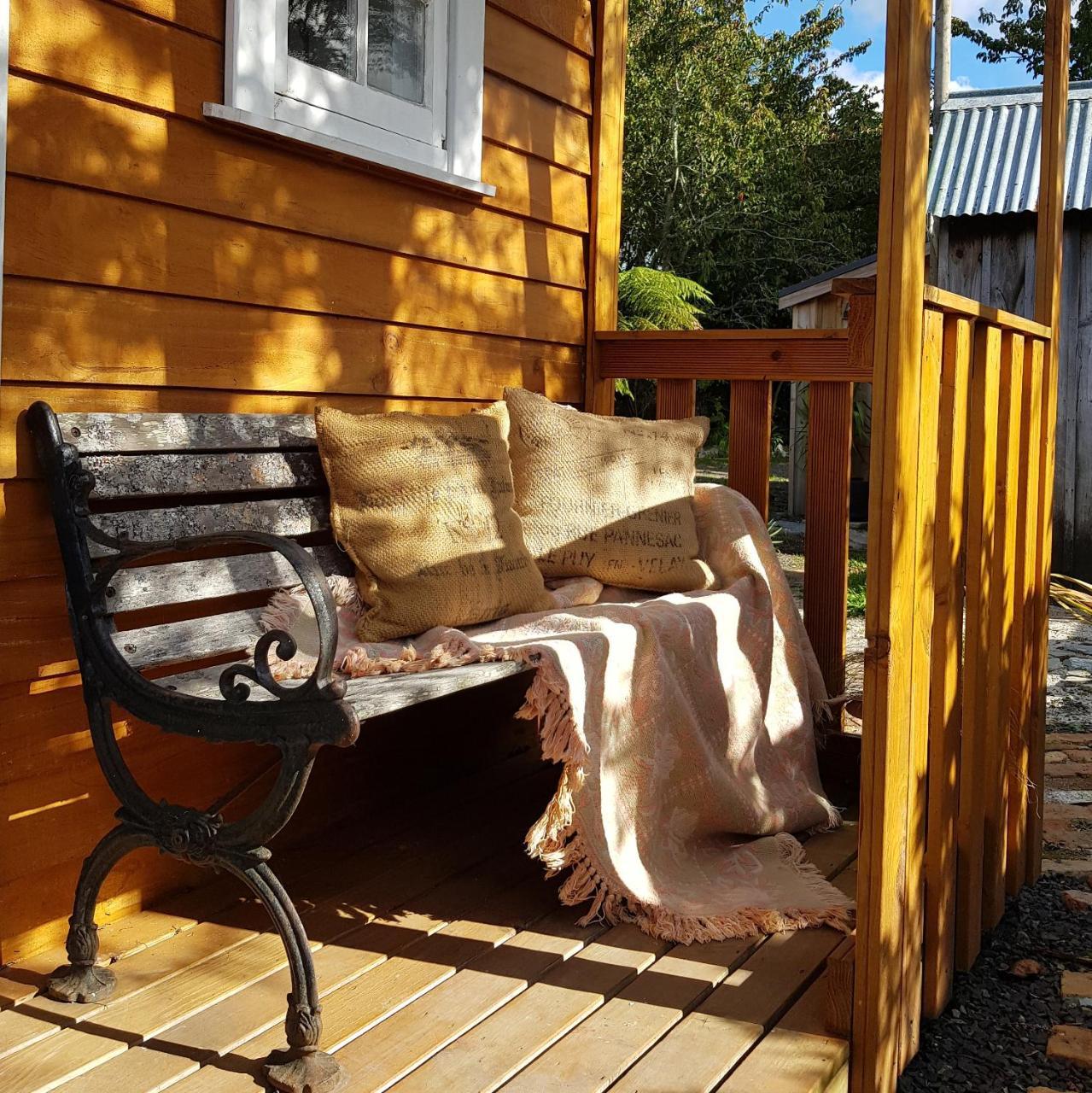The Log Cabin & Packing Shed Willa Waihi Zewnętrze zdjęcie